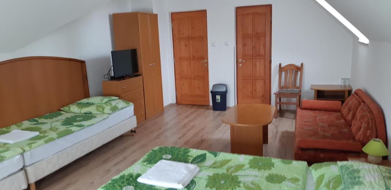 Borgaleria Hotel Токай Екстериор снимка